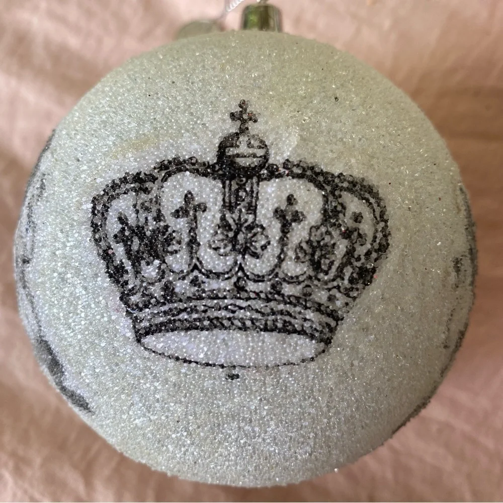 JK Collection Large Christmas Ornaments King Lion Crest Seal 12 Total Old World